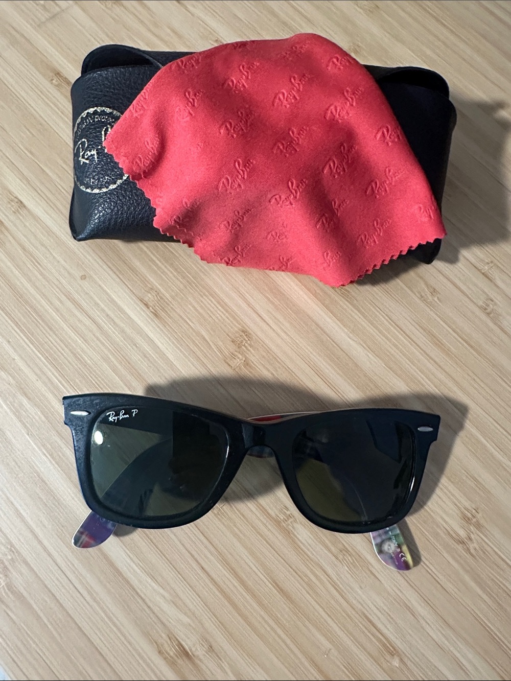 Ray-Ban Wayfarer Series 10 Black and Plaid